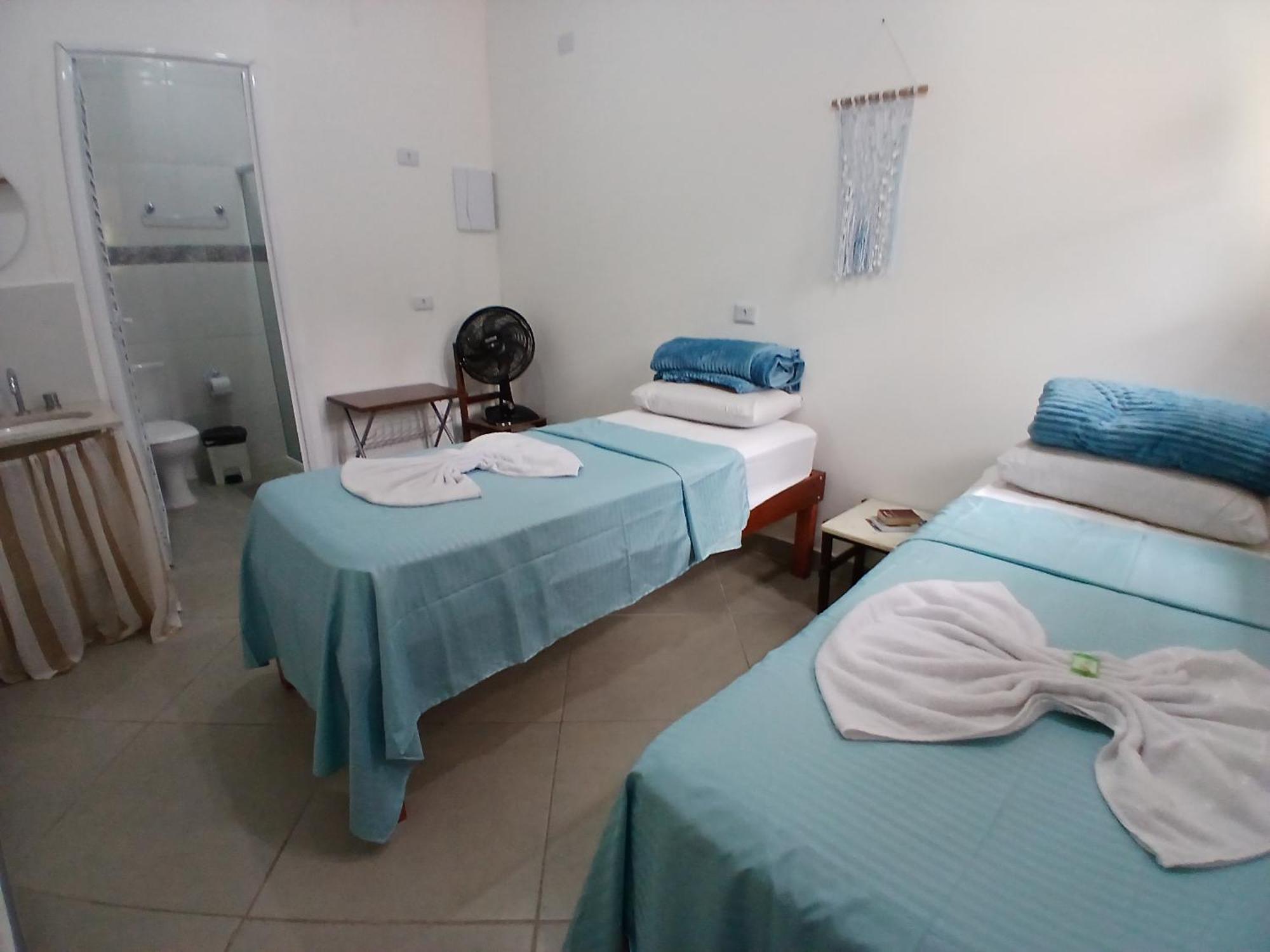 Hospedagem Familiar Cotia  Bilik gambar